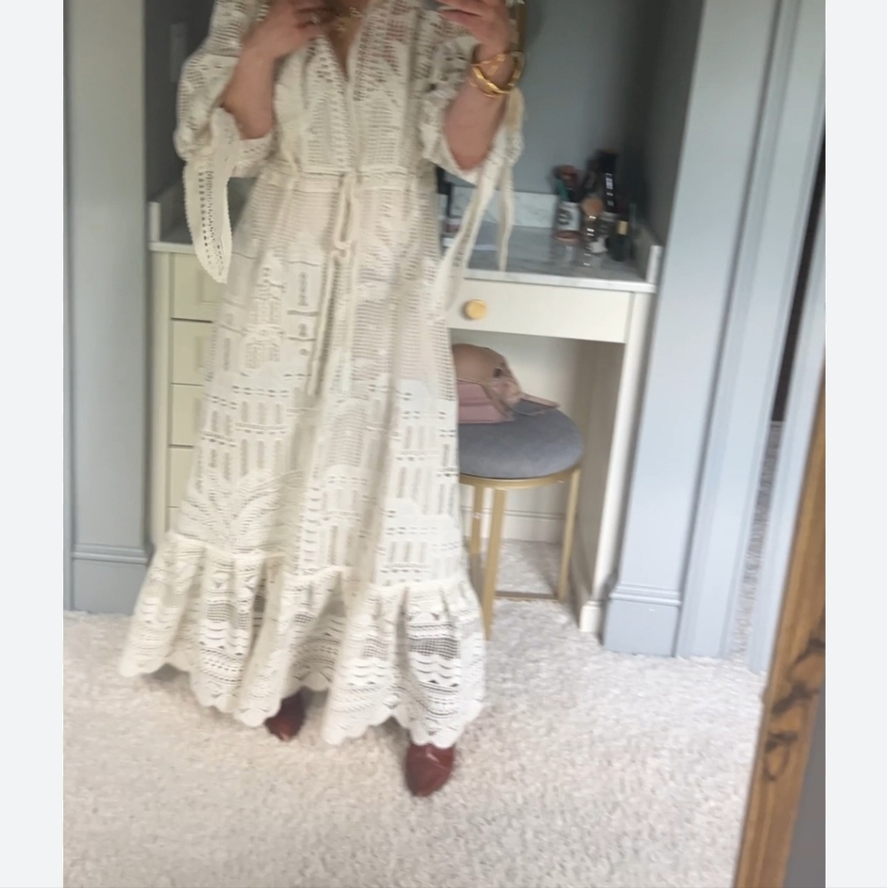 Nwt farm Rio white cut out lace dress maxi. small SOLD OUT - Picture 5 of 5